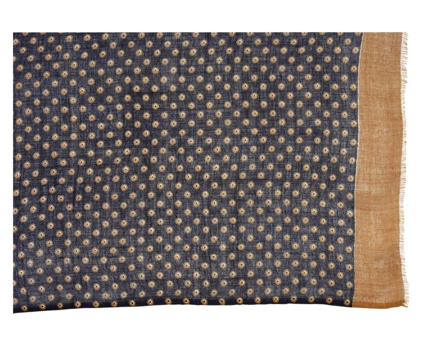 Écharpe Laine Motif Navy Et Fauve 4 Écharpe Laine Motif Navy Et Fauve – Image 4