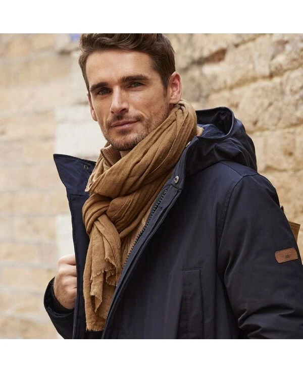 Echarpe Fine En Laine Et Soie Camel