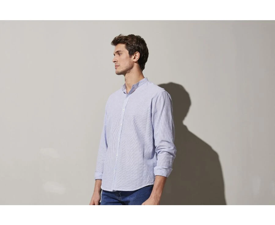 Chemise Seersucker à Rayures Fines Bleues Foncées Et Blanches - COLBERT 3 Chemise Seersucker à Rayures Fines Bleues Foncées Et Blanches - COLBERT – Image 3