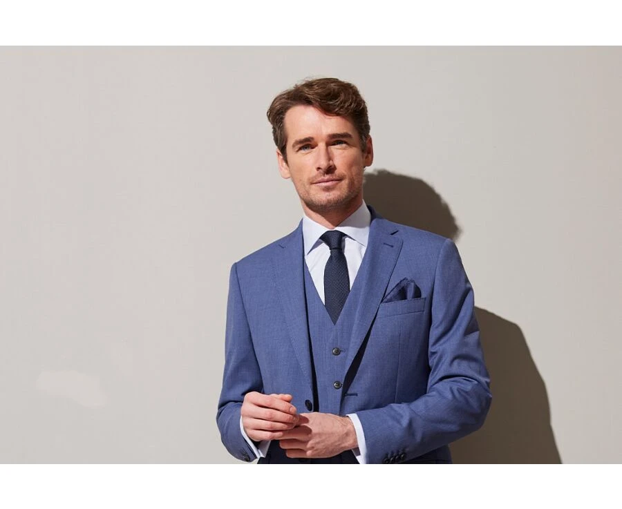 Cravate En Soie Marine Et Bleu 4 Cravate En Soie Marine Et Bleu – Image 4